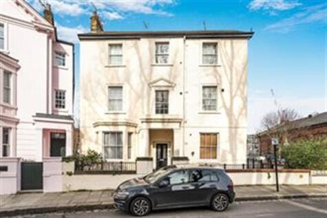 Gloucester Avenue, NW1