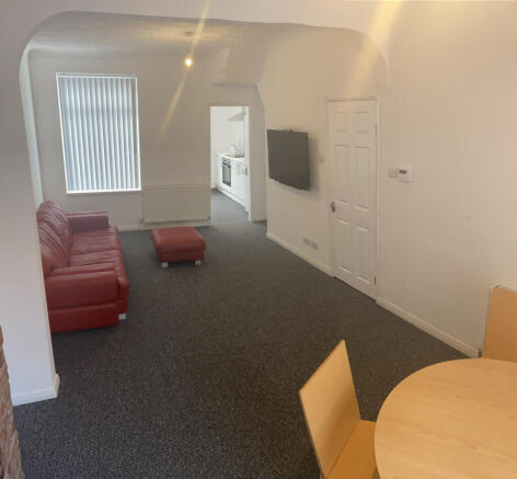 Lounge / dining area