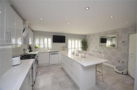 Kiln Avenue, Mirfield, WF14