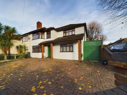 Farm Way, Hornchurch