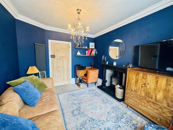 SITTING ROOM