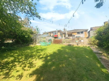 Hillview Road, Hythe, Southampton, SO45 5GL