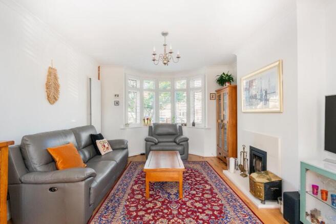 0O8CDD - Living Room D.jpg