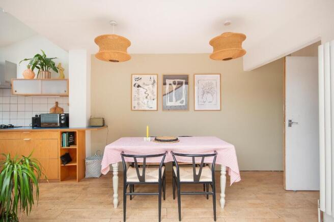 1R8HEE - Kitchen Diner A.jpg