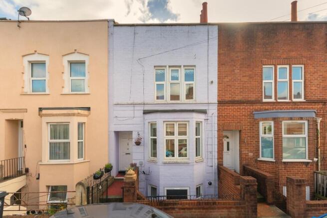 G4F8WSTN - External C.jpg