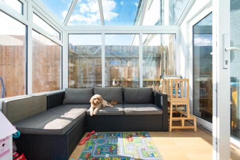 Shipham Close, Whitchurch