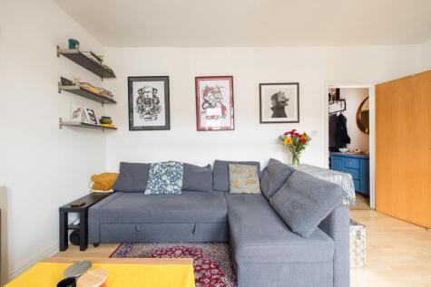 Walter Street, Southville