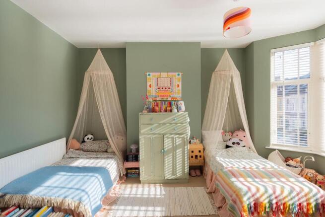 1R8RSE - Bedroom F.jpg