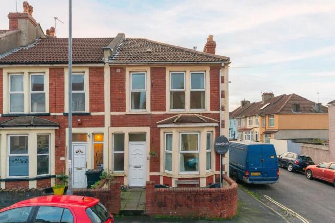 3Y2REN - External C.jpg