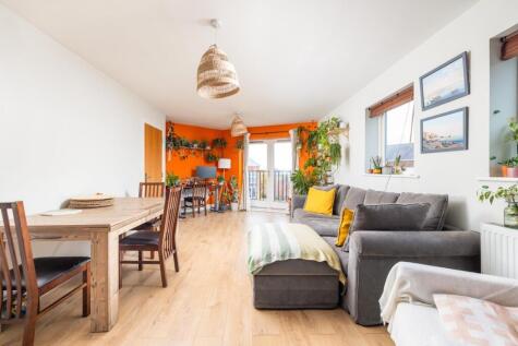 Dirac Road, Ashley Down