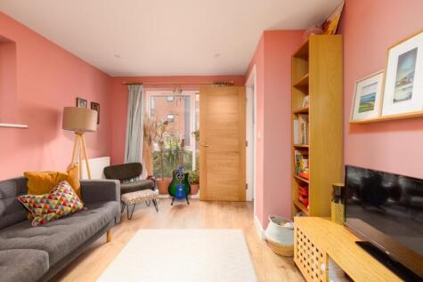 Fraynes Close, Ashton Vale