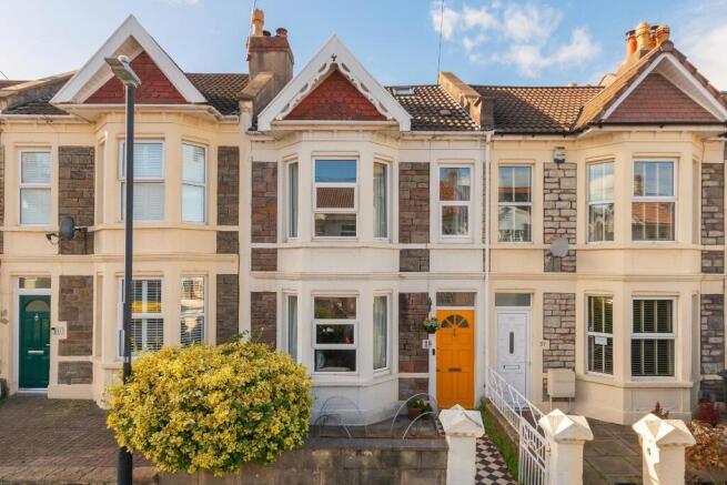 3C9RBN - External I.jpg