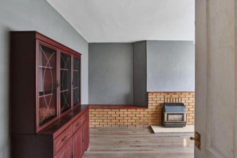 Doncaster Road, Southmead