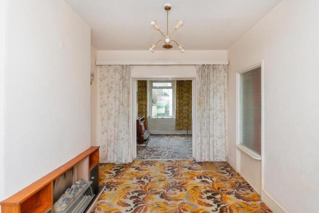 9F3RSG - Living Room B.jpg