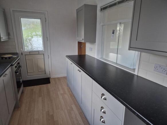 5dea5d9a-f8cc-409...