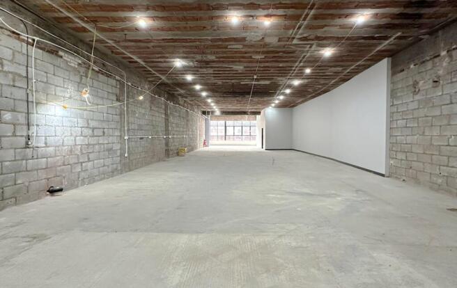 retailunitforrent_altrincham_0000s_0002_Layer144