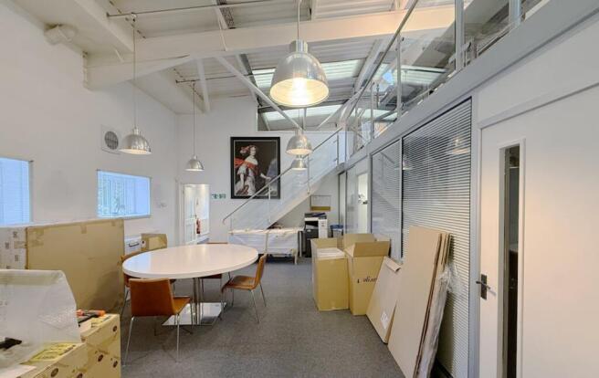 industrialofficeunittorent_altrincham_0000s_0004