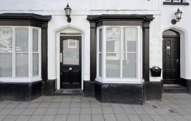 retailunitforrentlymm_cheshire_0000s_0003_remove