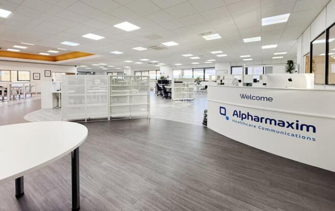 1670x1500_CENTURY PARK_OFFICE TO LET_0000s_0009_