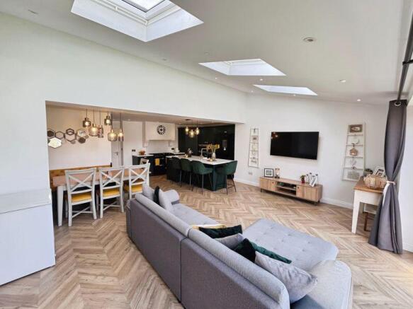 Kitchen/living area