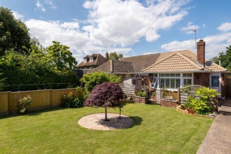 The Street, Woodnesborough, Sandwich, Kent, CT13