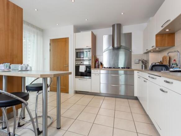 1 DQ - Kitchen - CFP 3.jpg