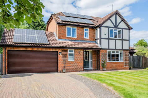 Lincolns Mead, Lingfield, RH7 6TA