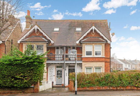 London Road, Redhill