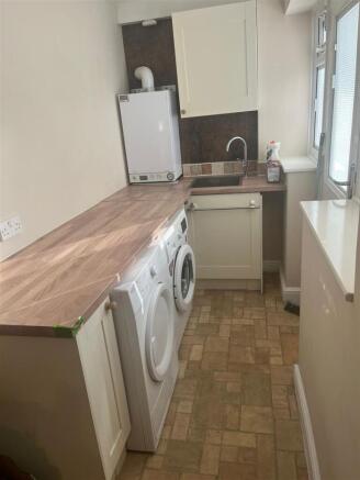 WhatsApp Image 2024-11-25 at 10.27.23 PM.jpeg