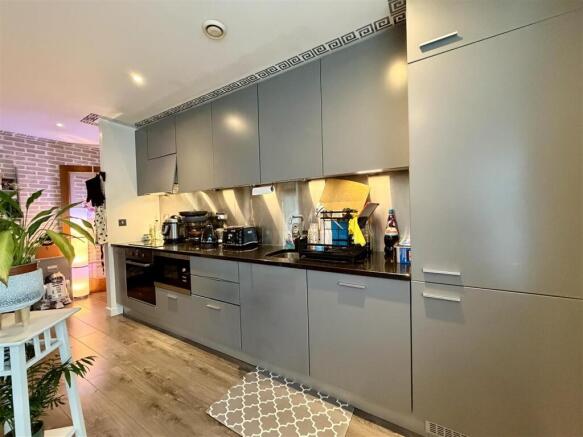 Open Plan Kitchen Lounge