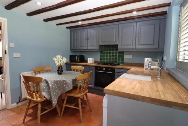 hero_sc_1655202139_1102656_7