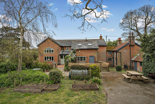 8642411-exterior1...