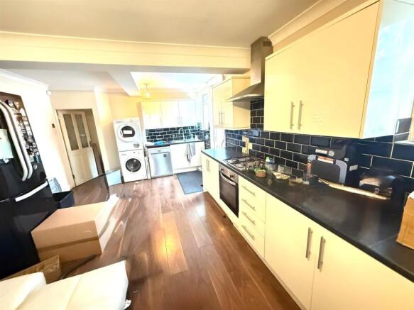 WhatsApp Image 2025-10-30 at 11.32.57 (2).jpeg