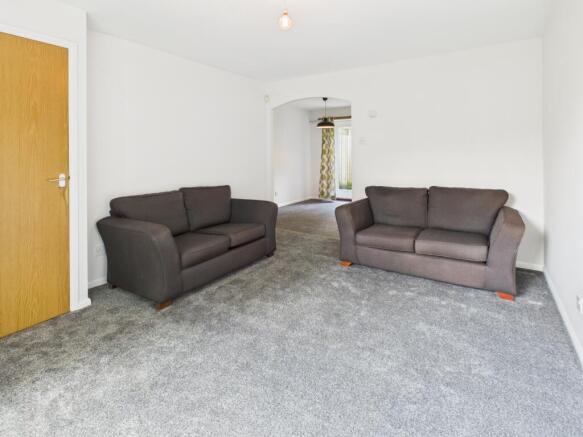 CAM04233G0-PR0031-STILL003