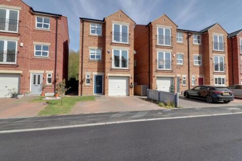 9 The Blossoms, Methley, Leeds