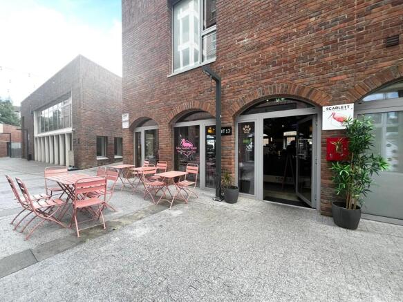 IMG-20251015-WA00...