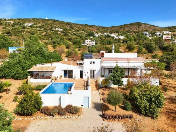 DJI_20251015113726_0002_D