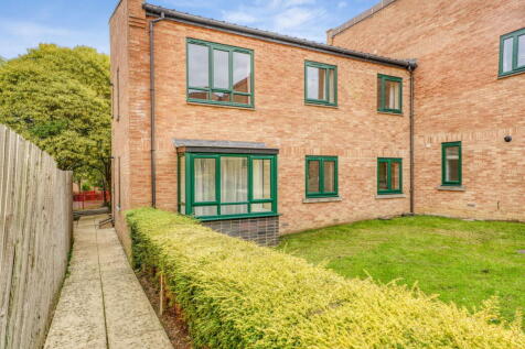 Innes Court, Grange Farm, Milton Keynes, MK8 0NG