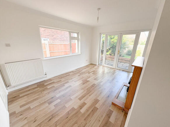 IMG-20251024-WA00...