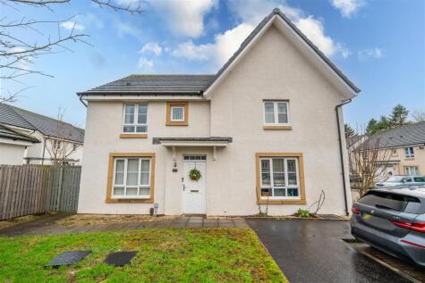 Howatston Court, Livingston