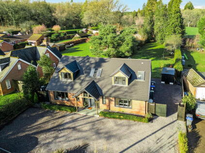 Crockford Road, West Grimstead, Salisbury, SP5