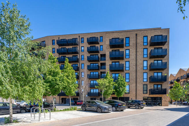 96 Sarsen House 1...