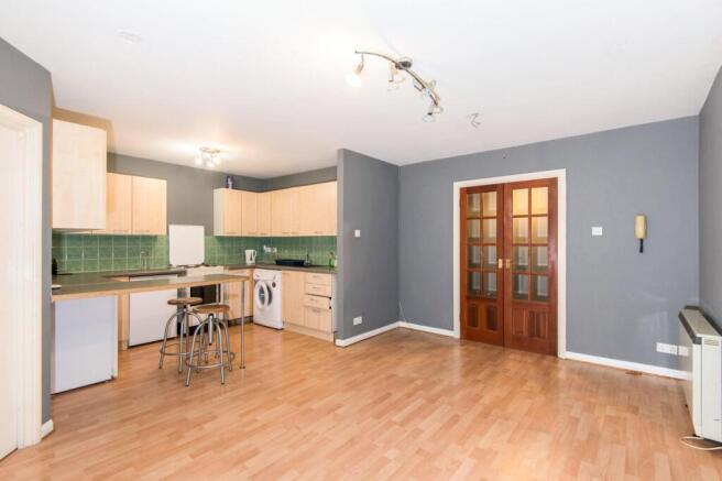 Reception/Kitchen Ar