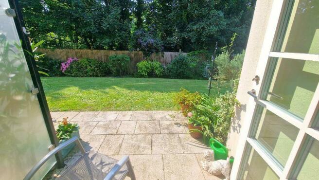 Patio to Communal Gardens