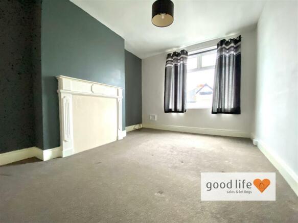 20241210_140447672_iOS2ACLARENCESTREET.jpg