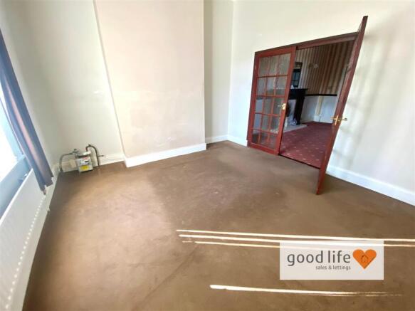 20250226_130525912_iOS27kitchenerterrace.jpg