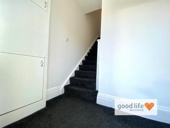 20250520_111212518_iOS34LEECHMEREROAD.jpg