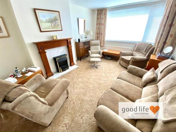20250613_143510613_iOS31wetherbyroad.jpg