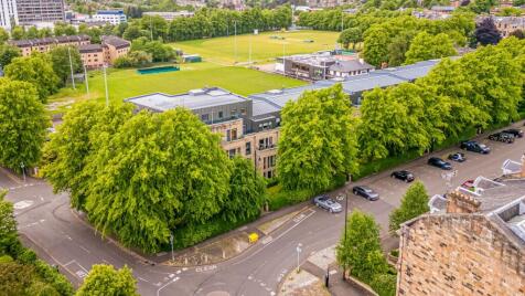 Hughenden Road, Flat 3/2, Penthouse, Hyndland, Glasgow, G12 9UF