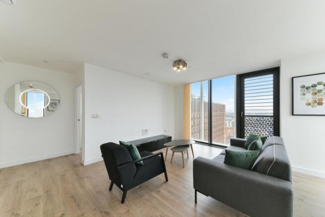 Living Area - Strato